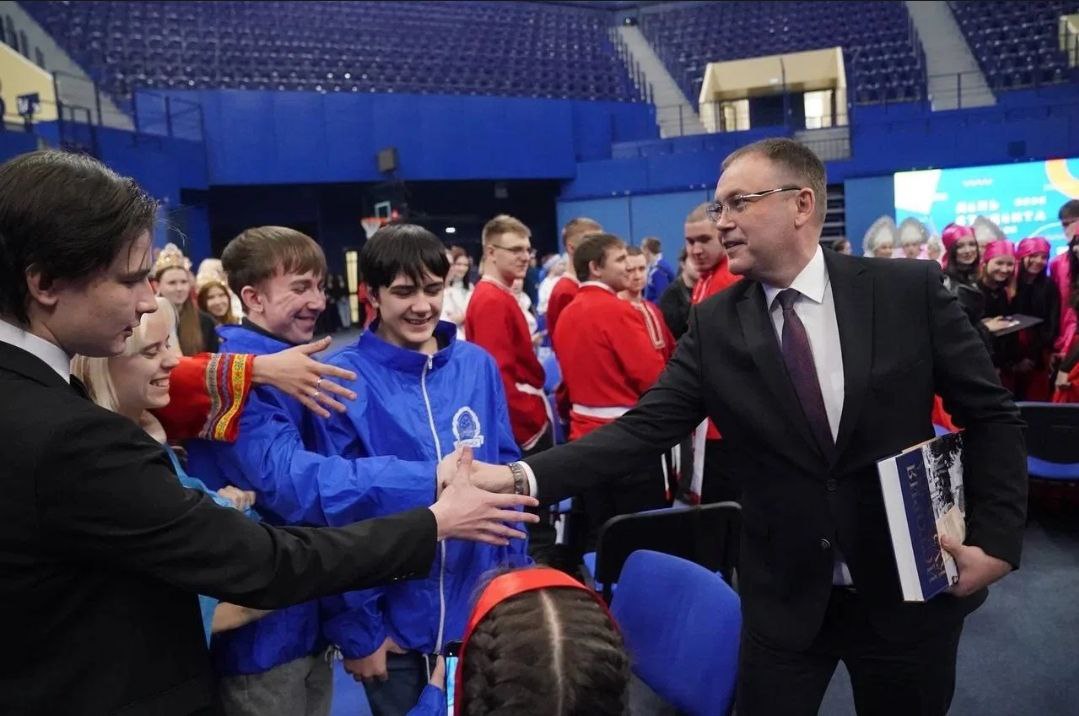 photo 5445279913377206947 y