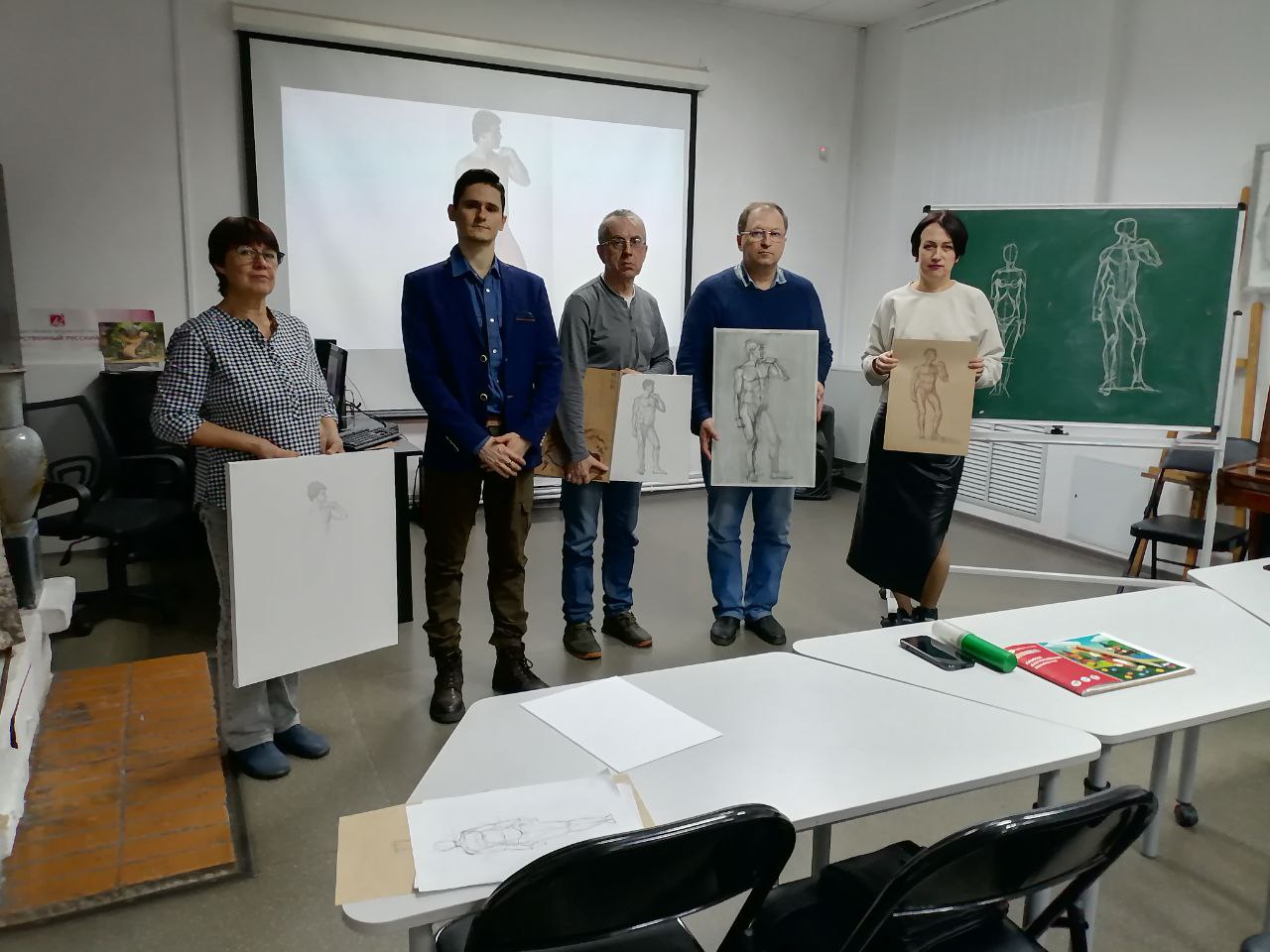 photo 5197572368975929457 y